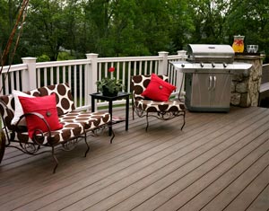 Decking Services in Grand Rapids, MI